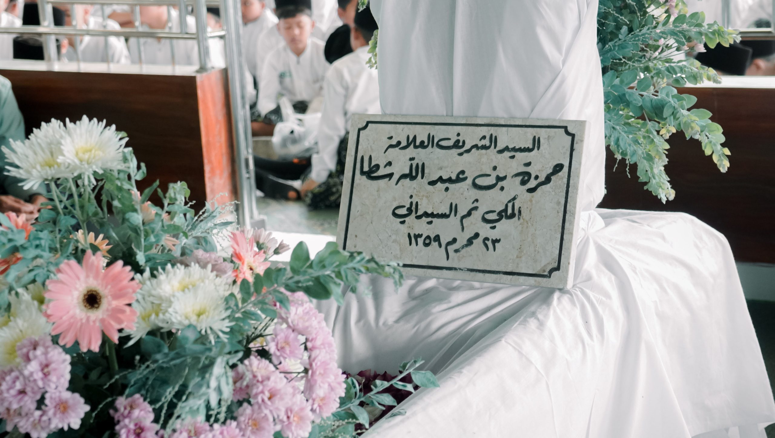 Ziarah dan Haul Ulama Kharismatik, MA Riyadlotut Thalabah Teladani Semangat Para Pendiri