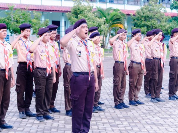 74 Peserta Didik MA Riyadlotut Thalabah Ikuti Perkemahan dan Pelantikan Laksana 2025/2026