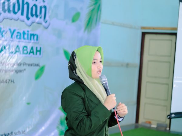 Kelas Riset MA Riyadlotut Thalabah Luncurkan Majalah Digital “Al-Hasanah”
